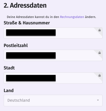 Eingabefelder für Adressdaten: Straße & Hausnummer, Postleitzahl, Stadt, Land.